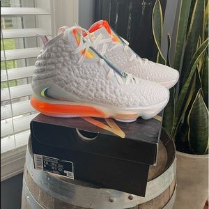 LeBron James XVII LMTD - Brand New, Never Worn - In original box!!!